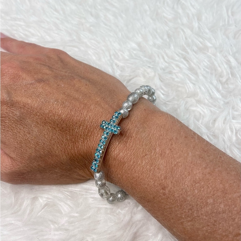 Turquoise Grace Bracelet - Picture 4 of 5